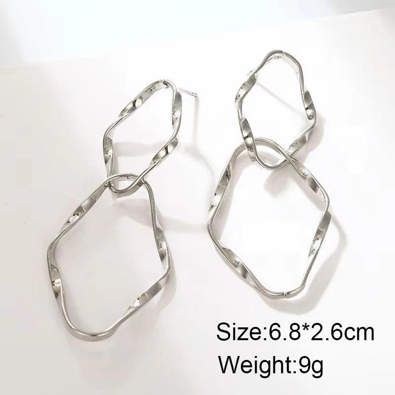 Gold Color Metal Drop Earrings Irregular Hollow Heart Pendants Earrings Twisted Geometric Personality Earrings for Women